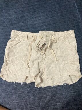 Women’s Cream Linen-Blend Drawstring Shorts
